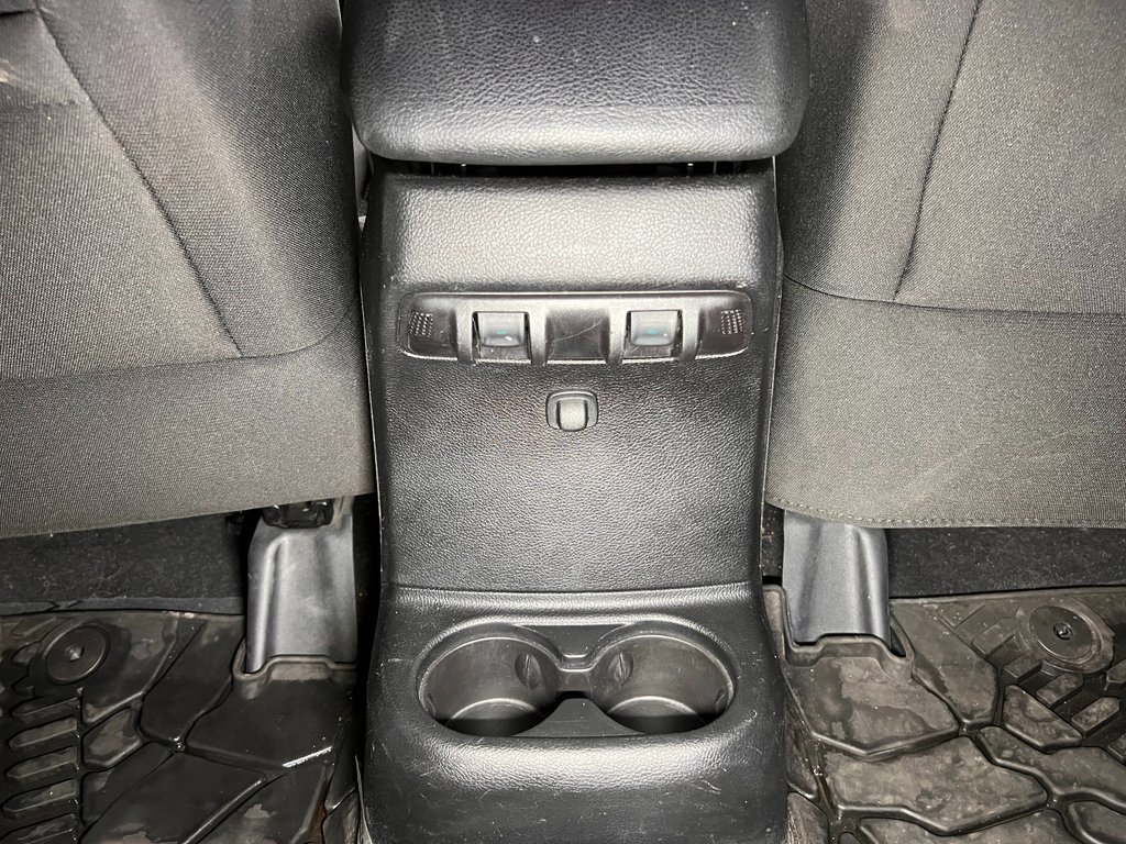 Used 2016 Jeep Wrangler Unlimited Sport image 11