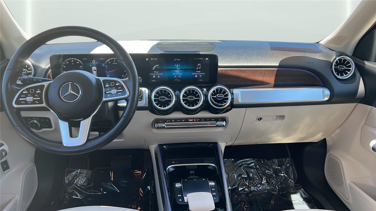 Used 2022 Mercedes-Benz GLB 250 image 9