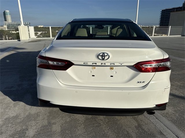 Used 2018 Toyota Camry XLE image 24