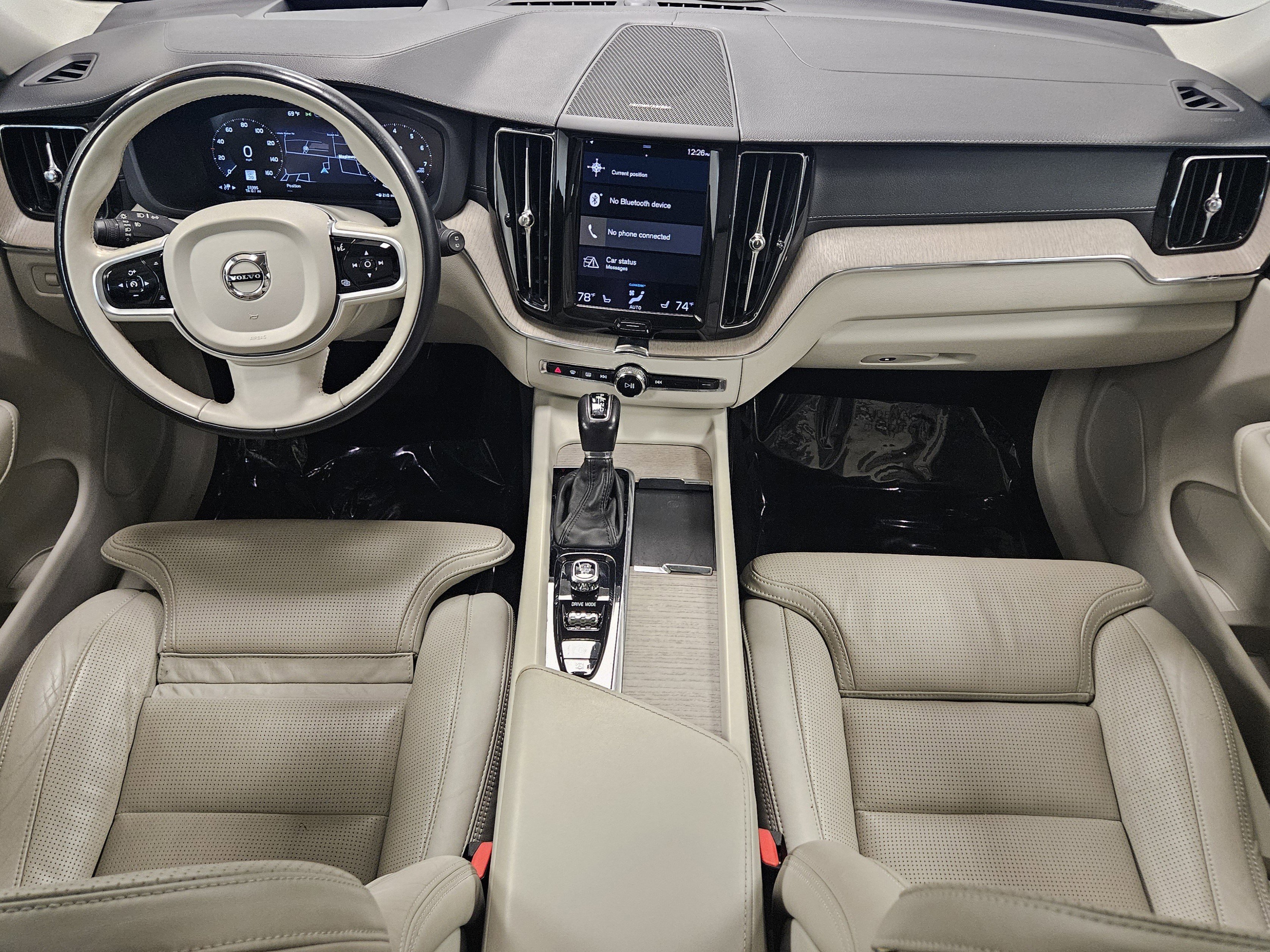 Used 2021 Volvo XC60 T6 Inscription image 13