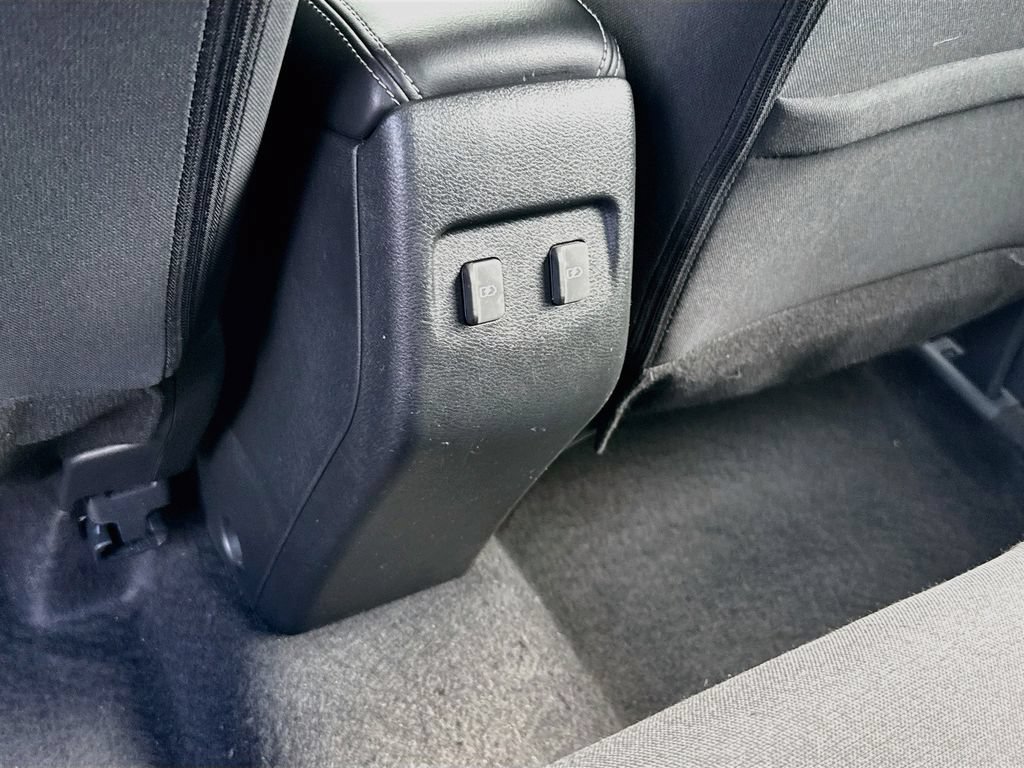 Used 2021 Nissan Kicks SV FWD image 28