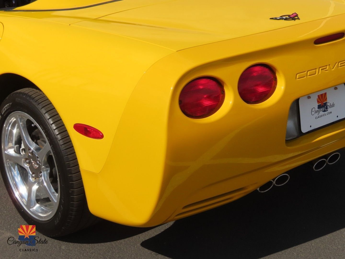 Used 2002 Chevrolet Corvette Convertible w/ Preferred Equipment Group2 image 16