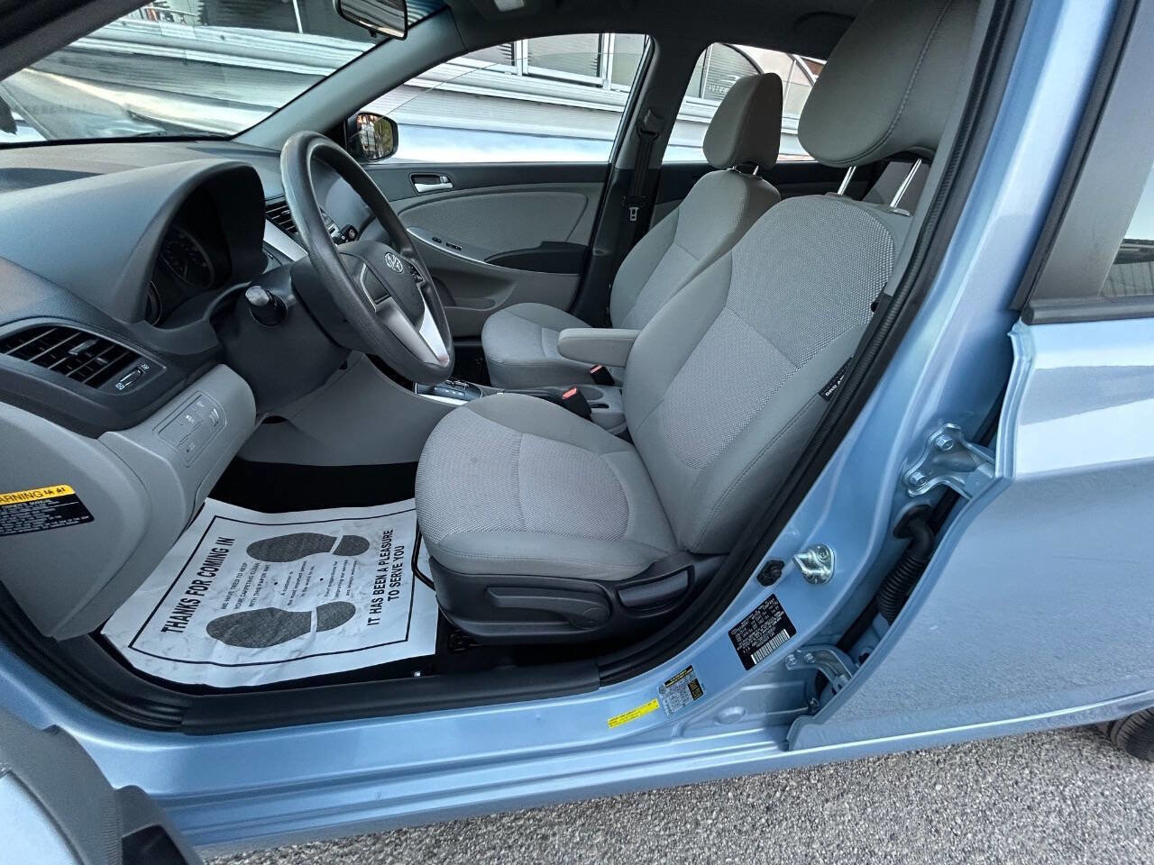 Used 2014 Hyundai Accent GS image 31