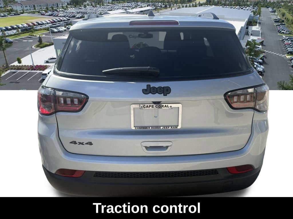 New 2026 Jeep Compass Altitude image 5