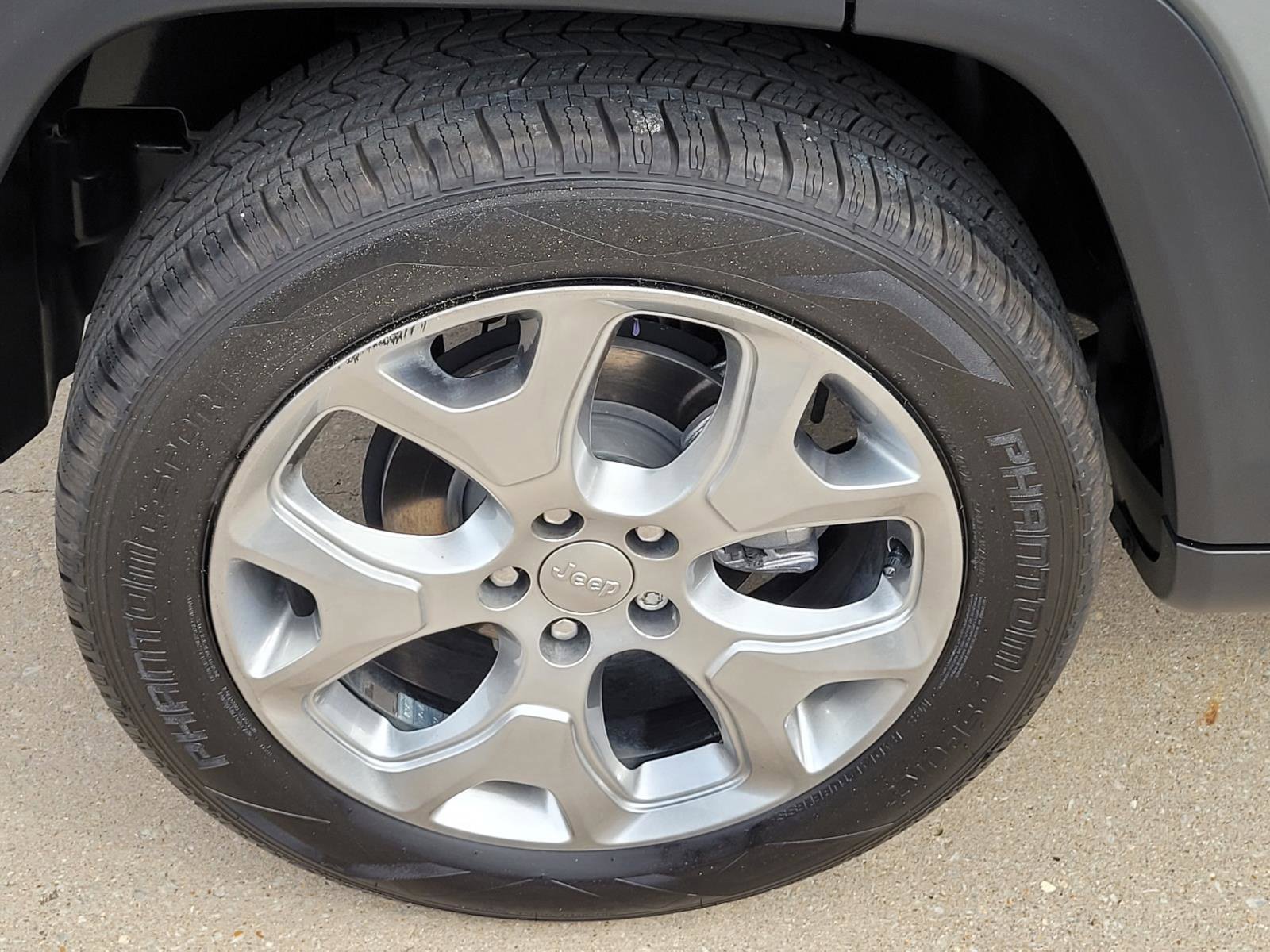 Used 2022 Jeep Compass Limited AWD/4WD image 6