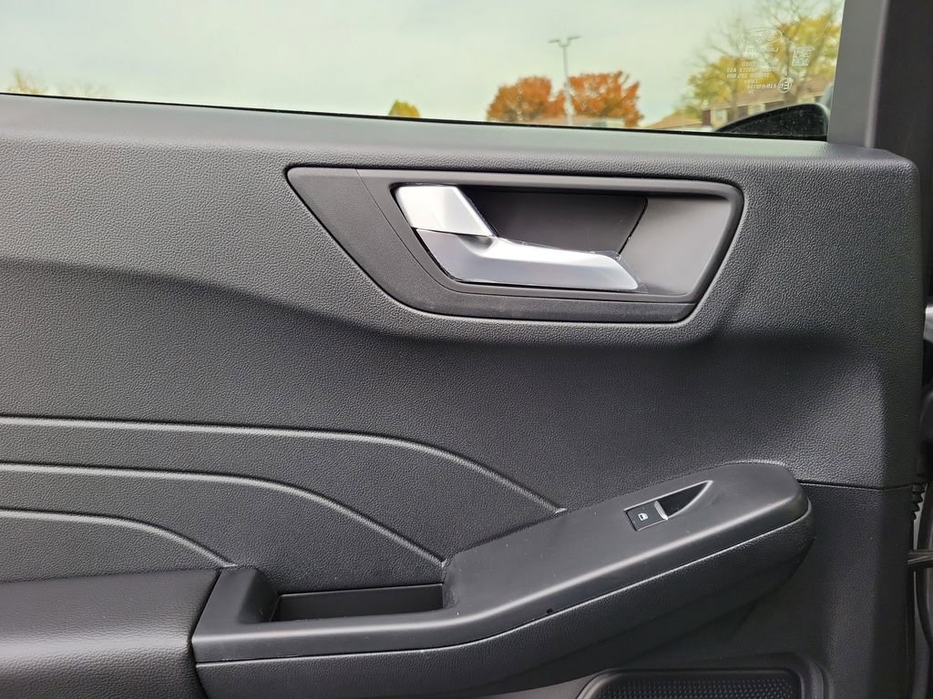 New 2026 Ford Escape ST-Line w/ Cold Weather Package image 14