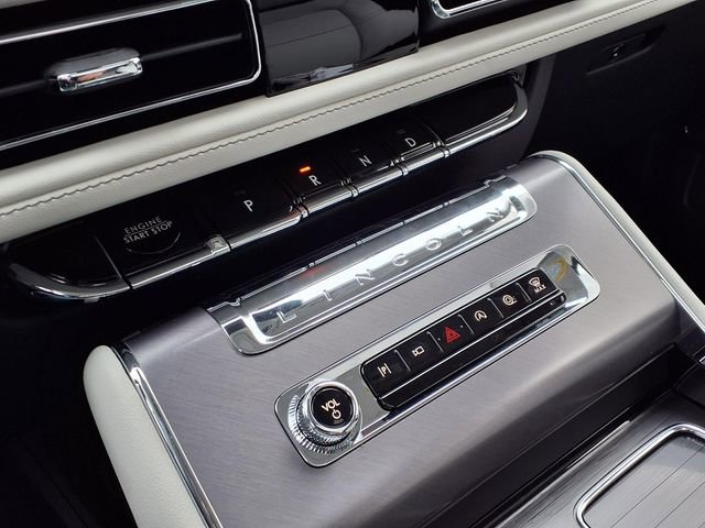 New 2026 Lincoln Aviator 2WD image 15