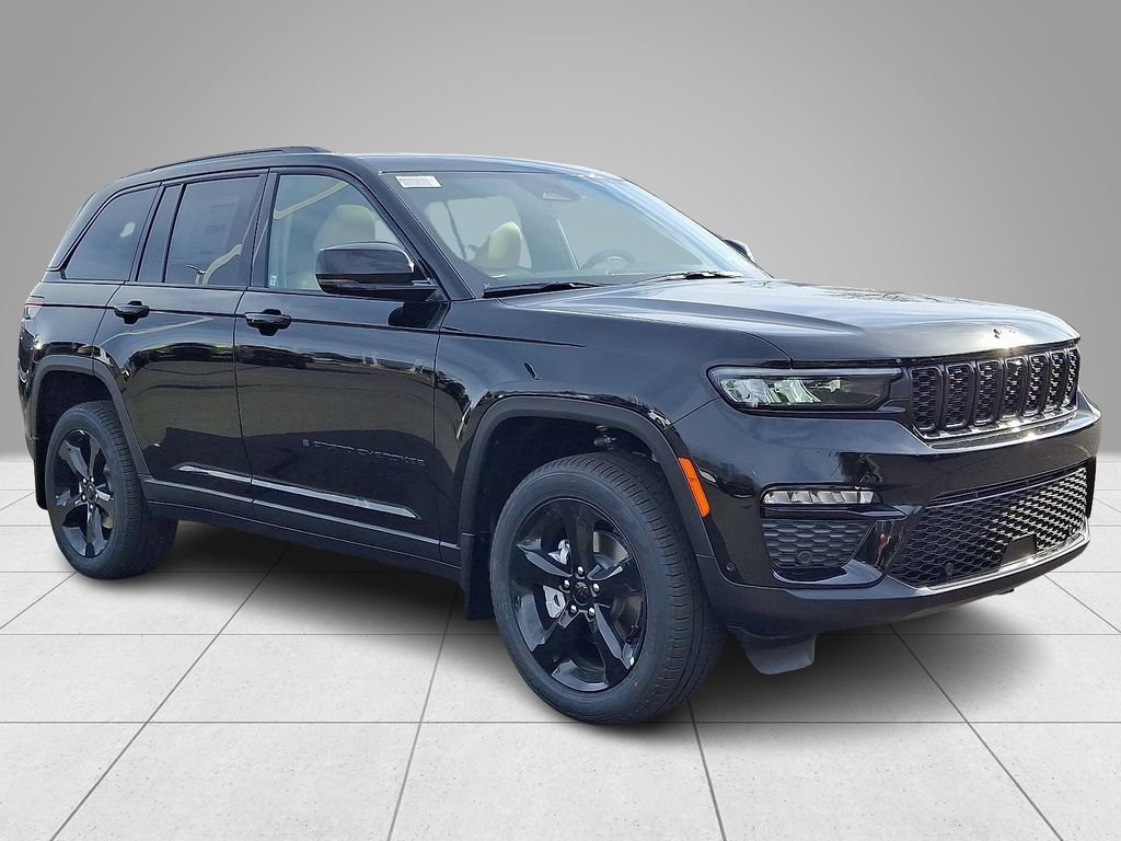 New 2025 Jeep Grand Cherokee Limited w/ Luxury Tech Group II AWD/4WD image 3