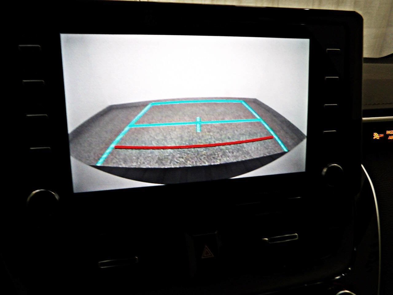 Used 2019 Toyota Corolla XSE FWD image 16