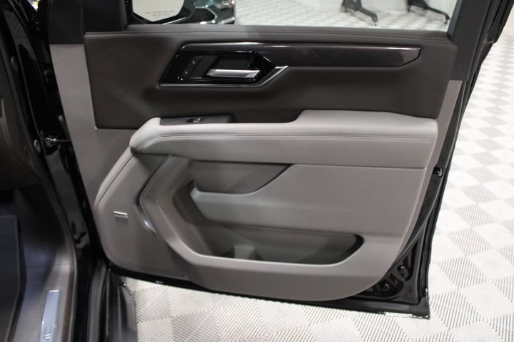 New 2026 GMC Yukon Elevation w/ Elevation Premium Package AWD/4WD image 27