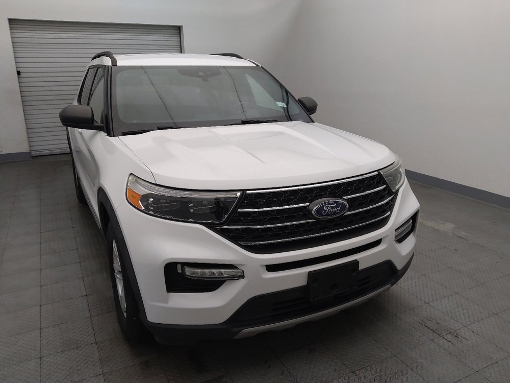 Used 2020 Ford Explorer XLT w/ Equipment Group 202A image 14