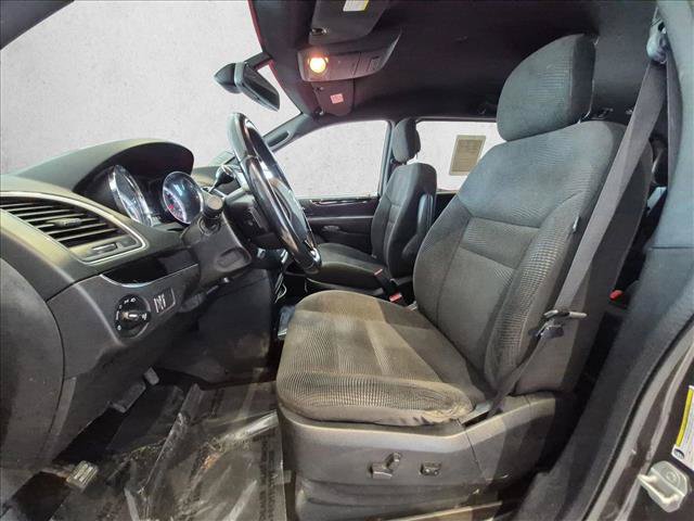 Used 2020 Dodge Grand Caravan SE FWD image 14