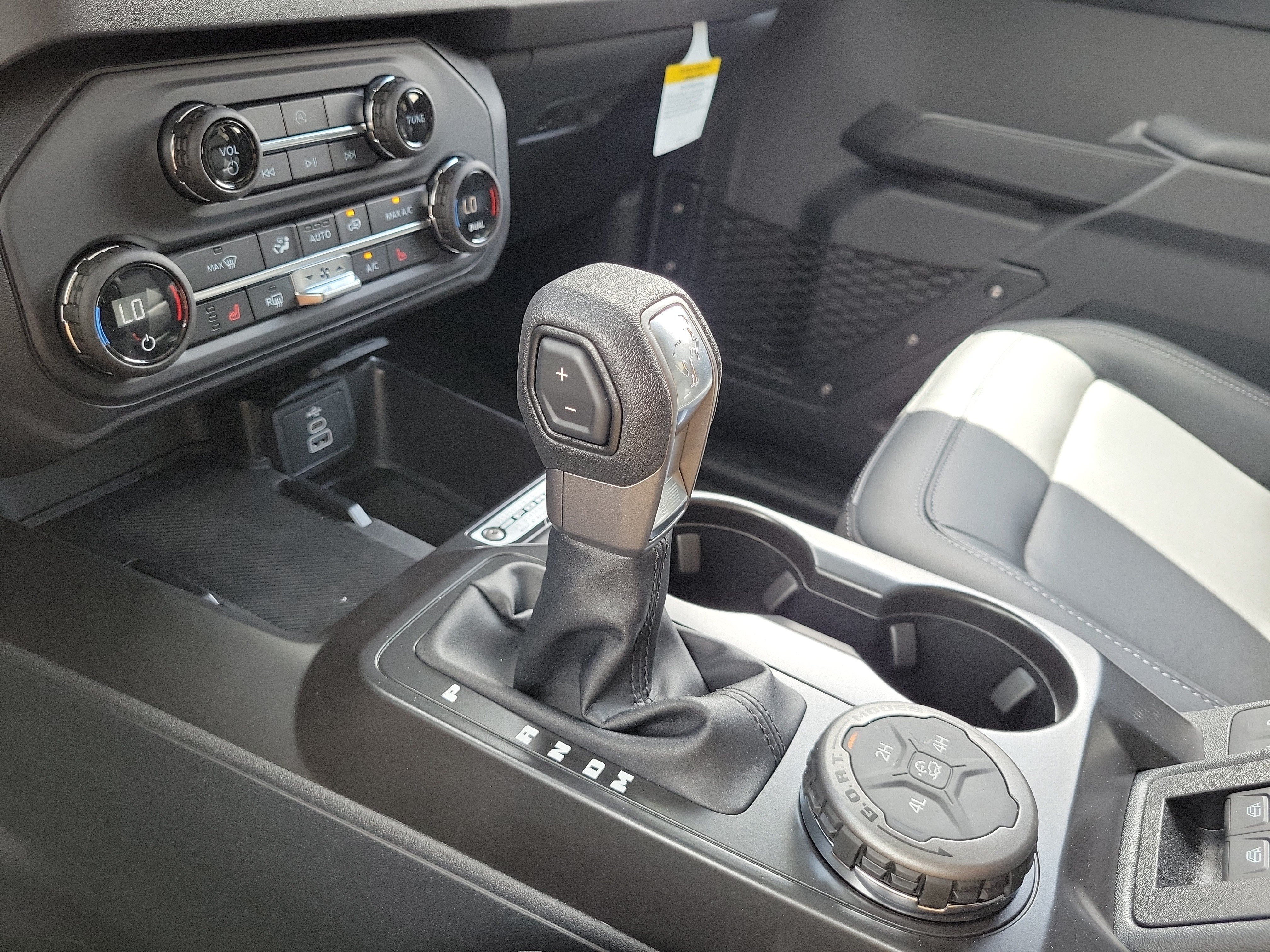 New 2026 Ford Bronco Big Bend AWD/4WD image 19