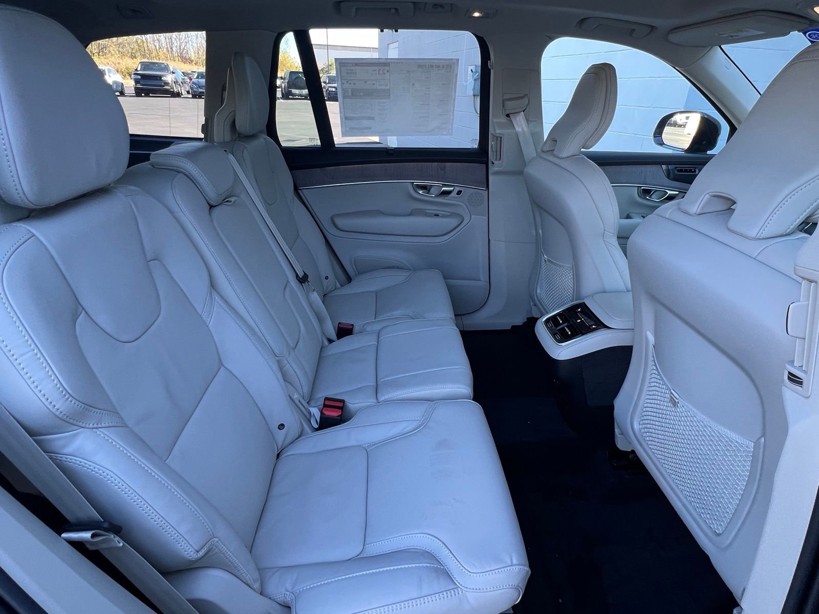 New 2026 Volvo XC90 B6 Ultra image 14