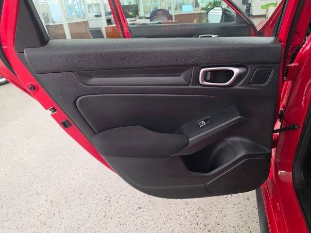 Used 2023 Honda Civic Sport image 32