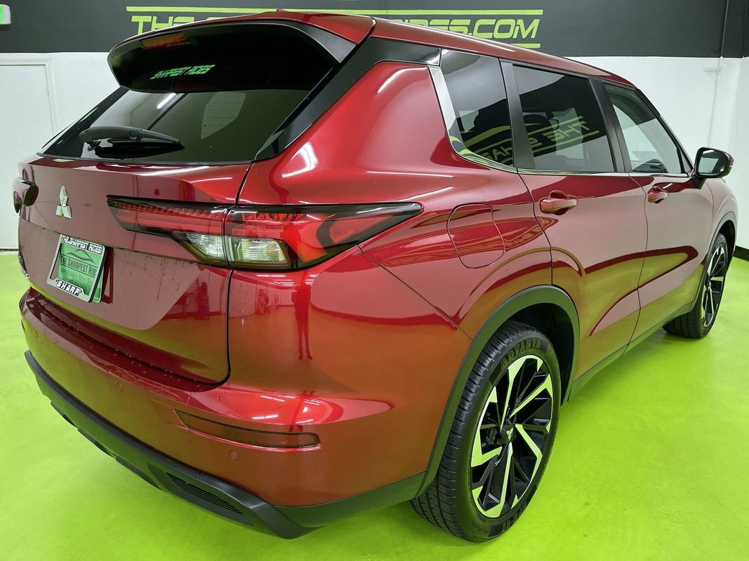 Used 2022 Mitsubishi Outlander ES image 10