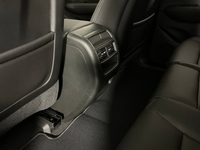 New 2026 Cadillac XT5 Luxury FWD image 14