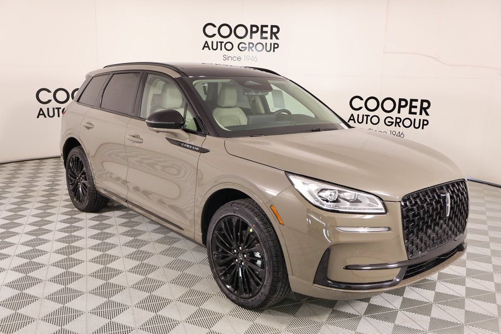 New 2026 Lincoln Corsair Reserve w/ Jet Appearance Package