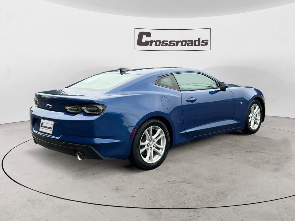 Used 2021 Chevrolet Camaro LS RWD image 5