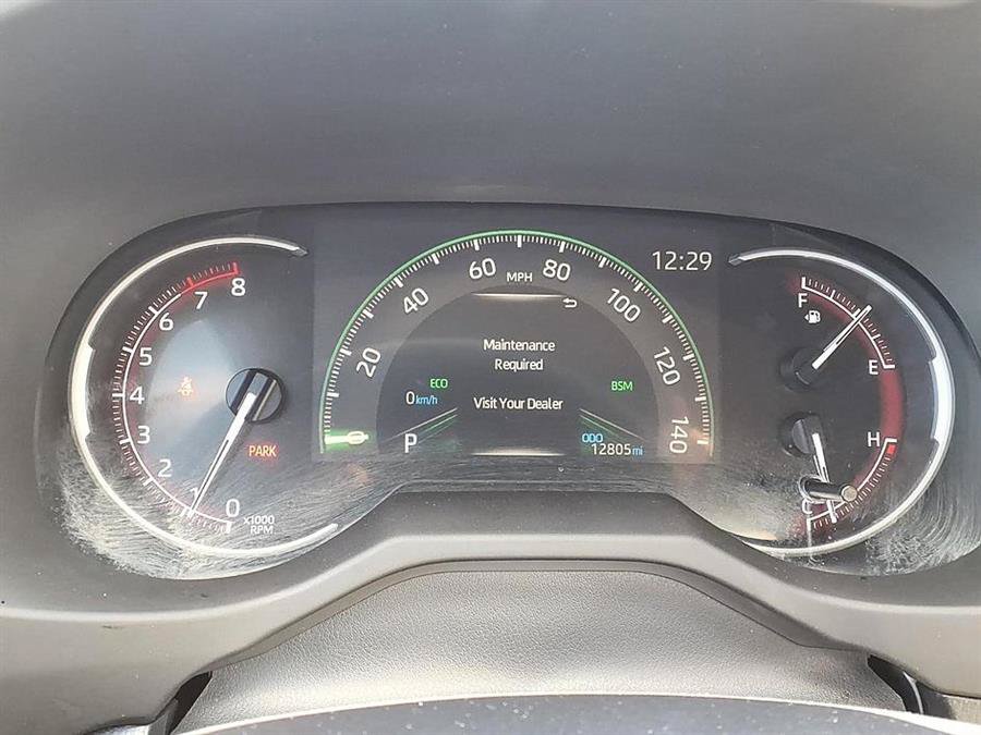 Used 2025 Toyota RAV4 LE AWD/4WD image 19