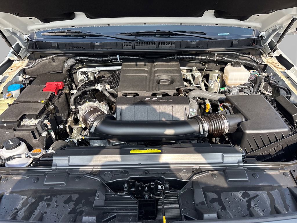 New 2025 Nissan Frontier PRO-4X w/ Pro Convenience Package image 12