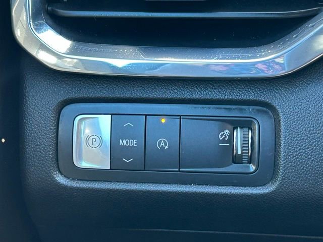 Certified 2025 GMC Acadia Elevation image 21