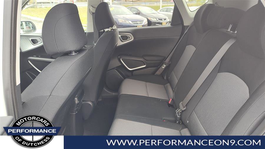 Used 2022 Kia Soul LX w/ Technology Package image 13