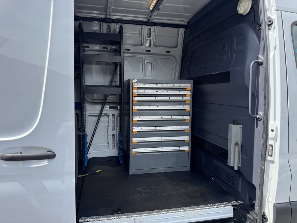 Used 2021 Freightliner Sprinter 2500 RWD image 33
