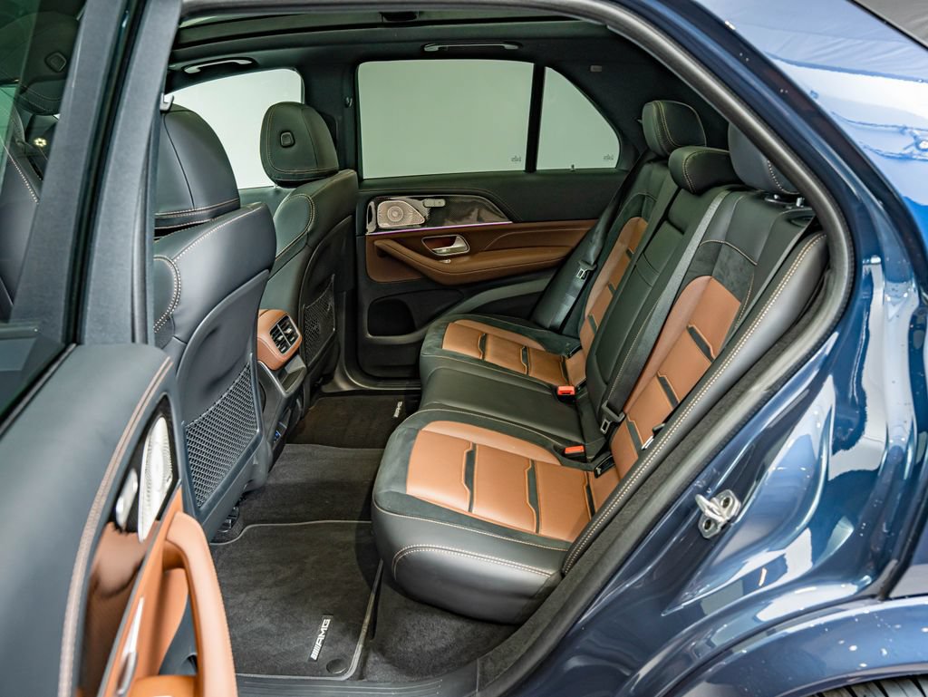 Certified 2025 Mercedes-Benz GLE 53 AMG 4MATIC image 36