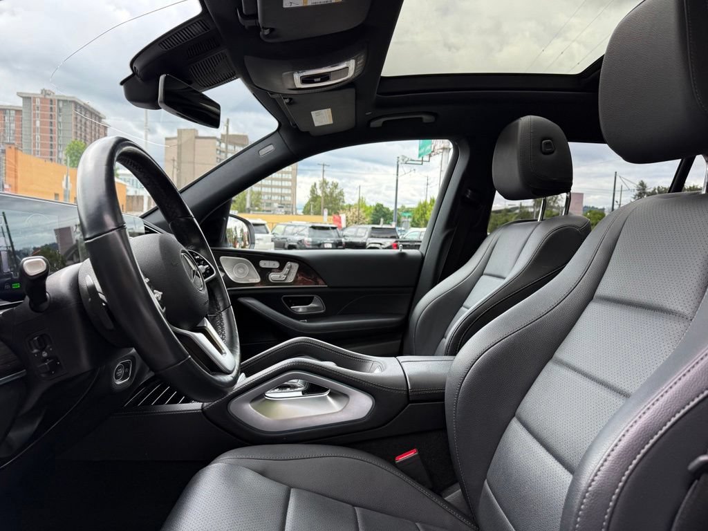 Used 2022 Mercedes-Benz GLS 450 4MATIC image 15