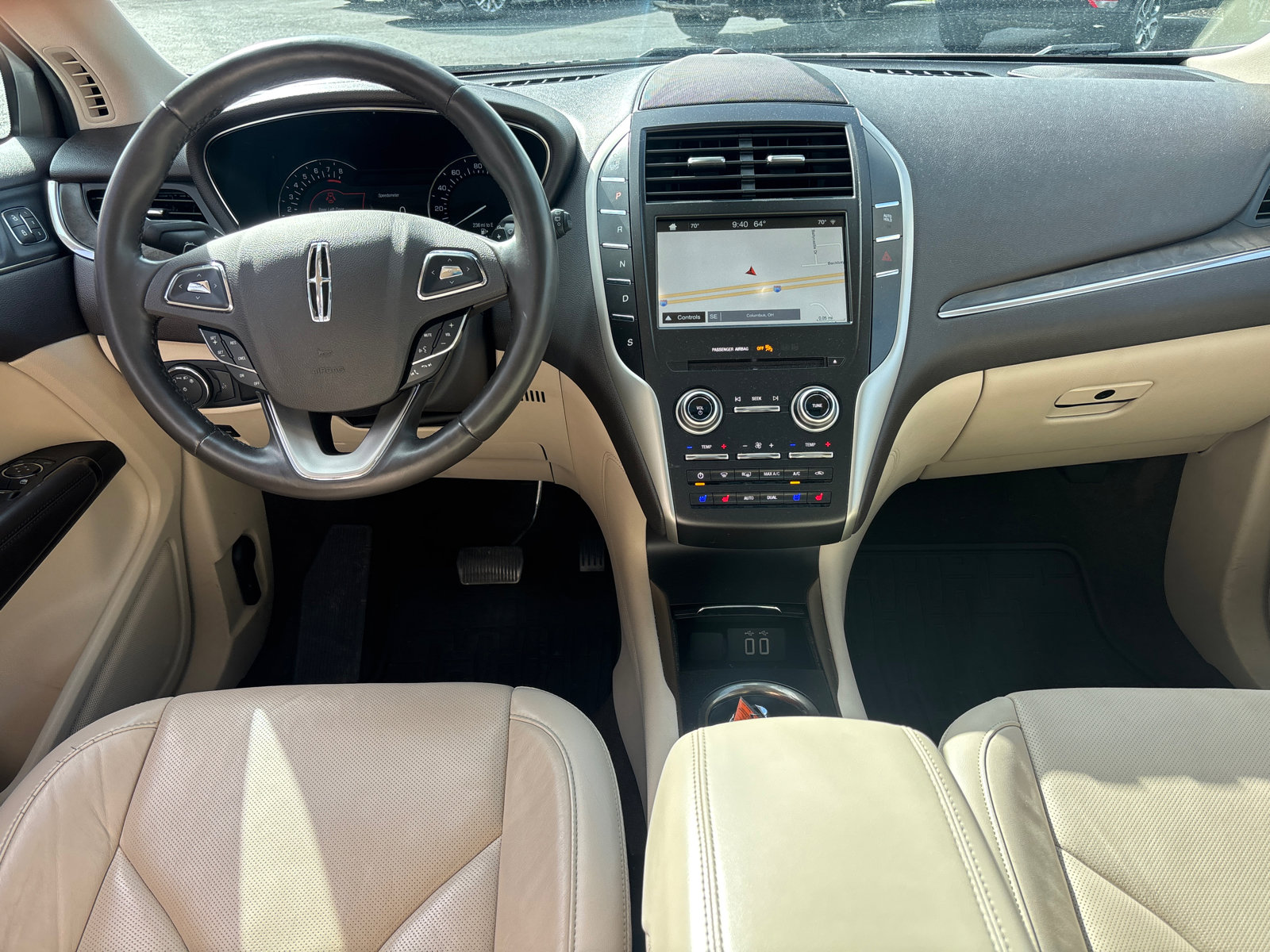 Used 2019 Lincoln MKC Reserve w/ MKC Climate Package AWD/4WD image 27