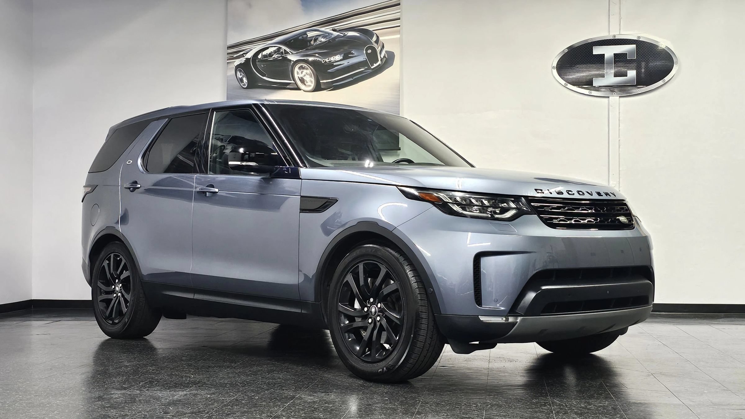 Used 2018 Land Rover Discovery HSE AWD/4WD image 4