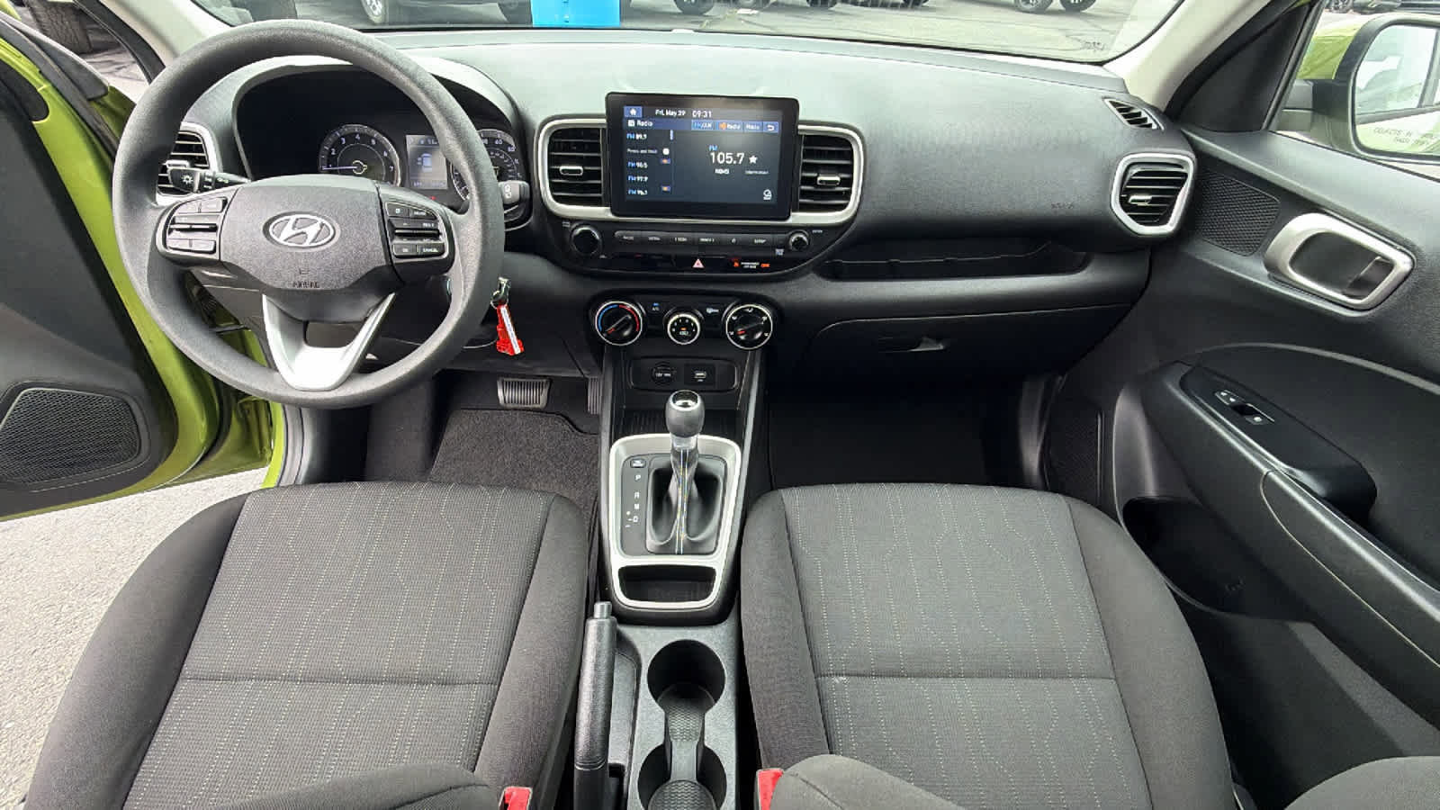 Used 2020 Hyundai Venue SE FWD image 26