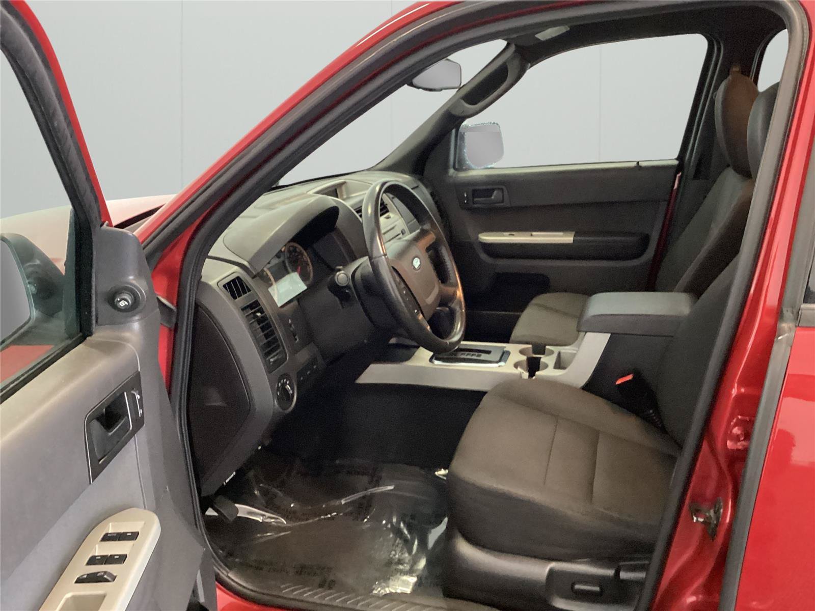 Used 2011 Ford Escape XLT FWD image 10