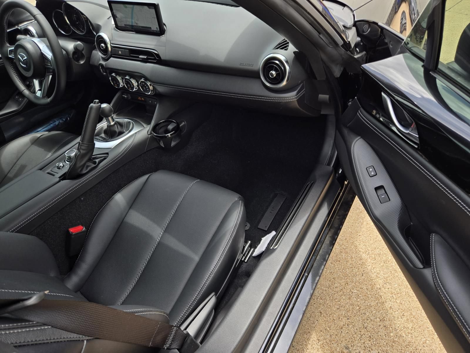New 2026 MAZDA MX-5 Miata RF Grand Touring RWD image 7
