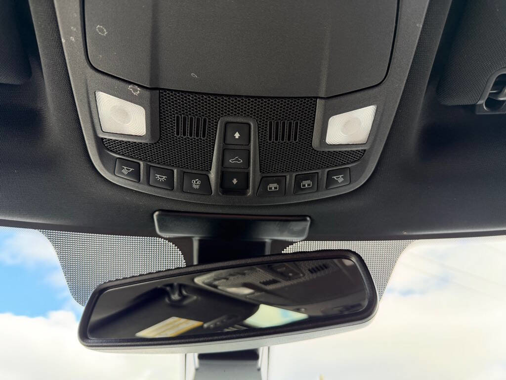 Used 2017 Ford F150 Platinum w/ Equipment Group 701A Luxury AWD/4WD image 37