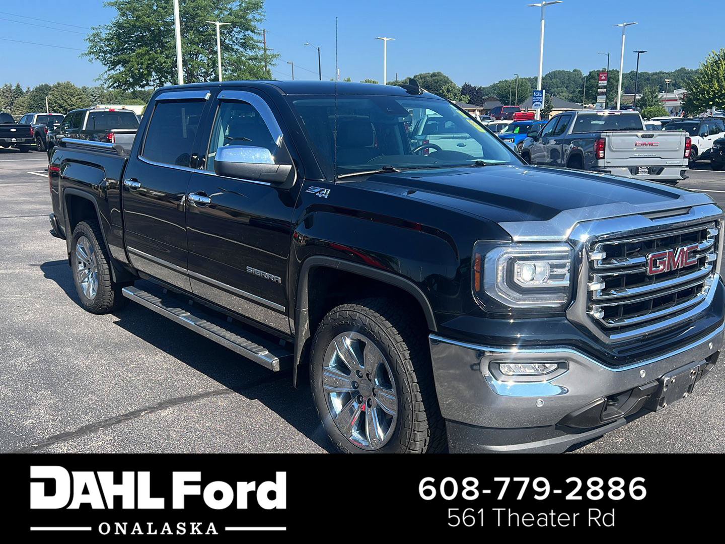 Used 2018 GMC Sierra 1500 SLT AWD/4WD image 1