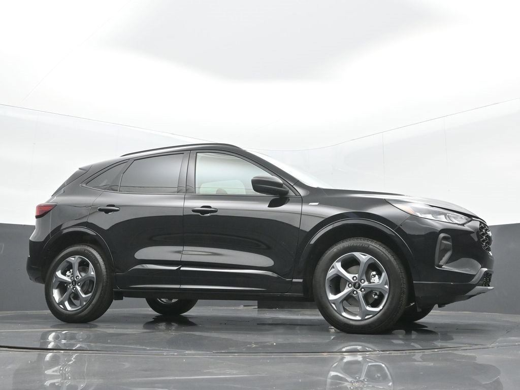 Used 2024 Ford Escape ST-Line image 29