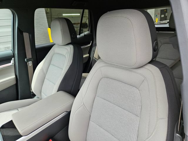 New 2026 GMC Terrain Elevation w/ Technology Package II AWD/4WD image 18