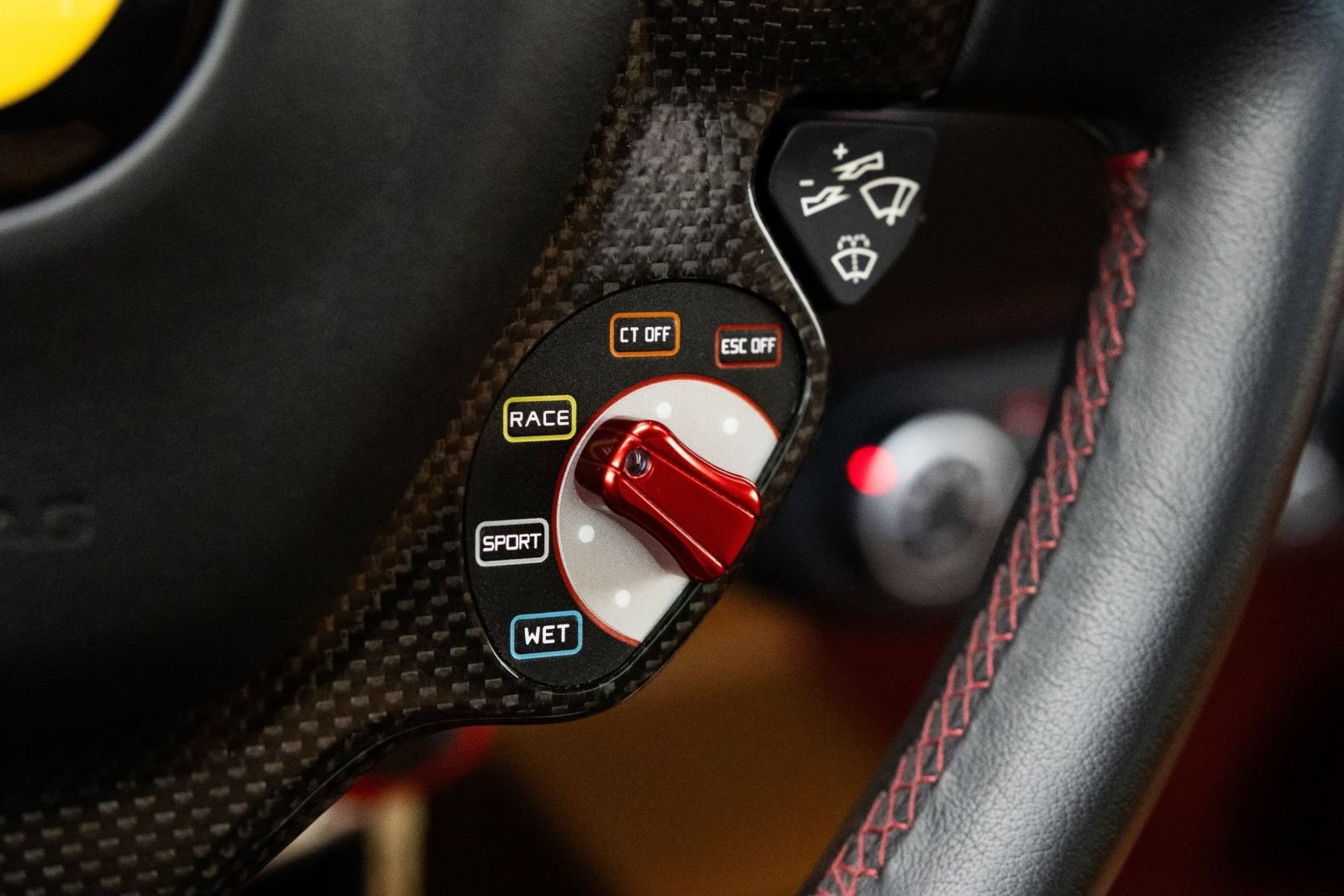 Used 2011 Ferrari 458 Italia Coupe RWD image 43