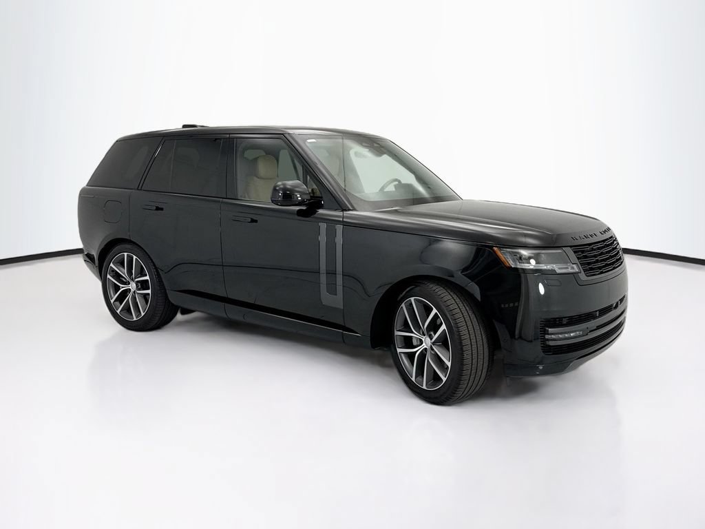 Certified 2025 Land Rover Range Rover SE AWD/4WD image 3