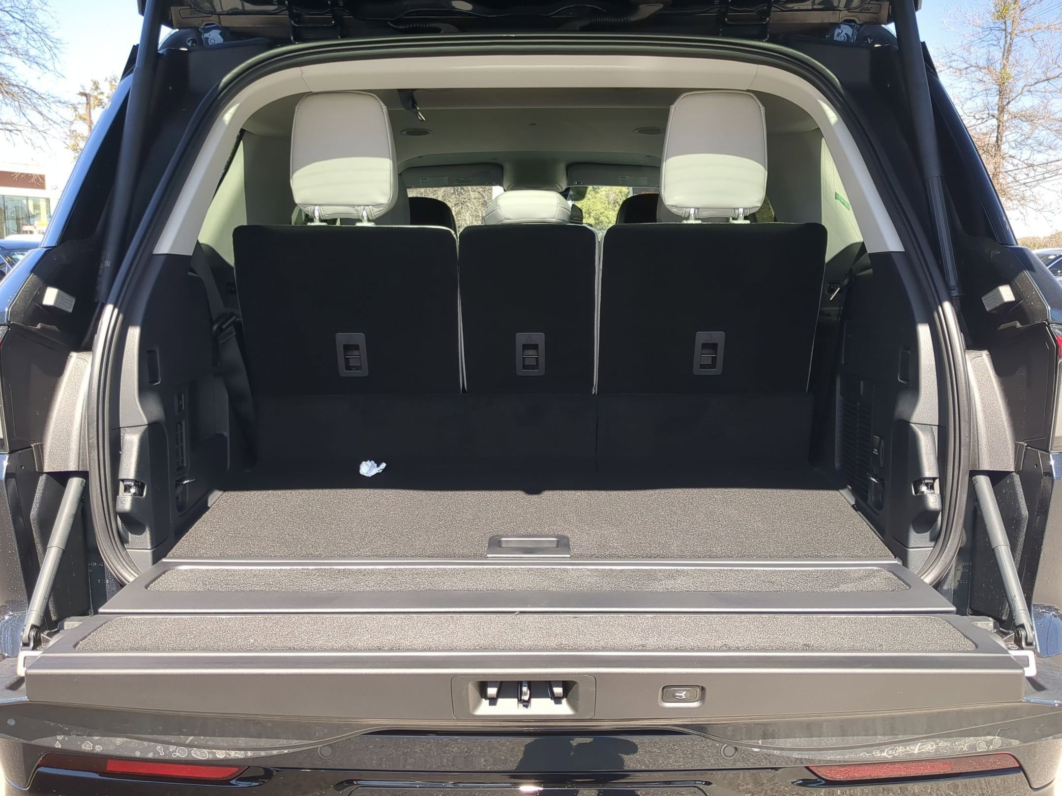 New 2026 Lincoln Navigator Premiere image 24