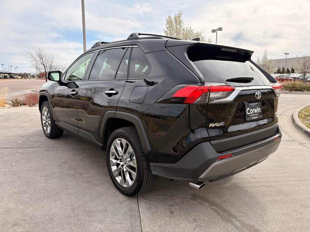 Used 2019 Toyota RAV4 Limited w/ Cold Weather Package image 6