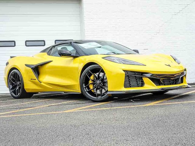 New 2027 Chevrolet Corvette Z06 w/ Battery Protection Package RWD image 2