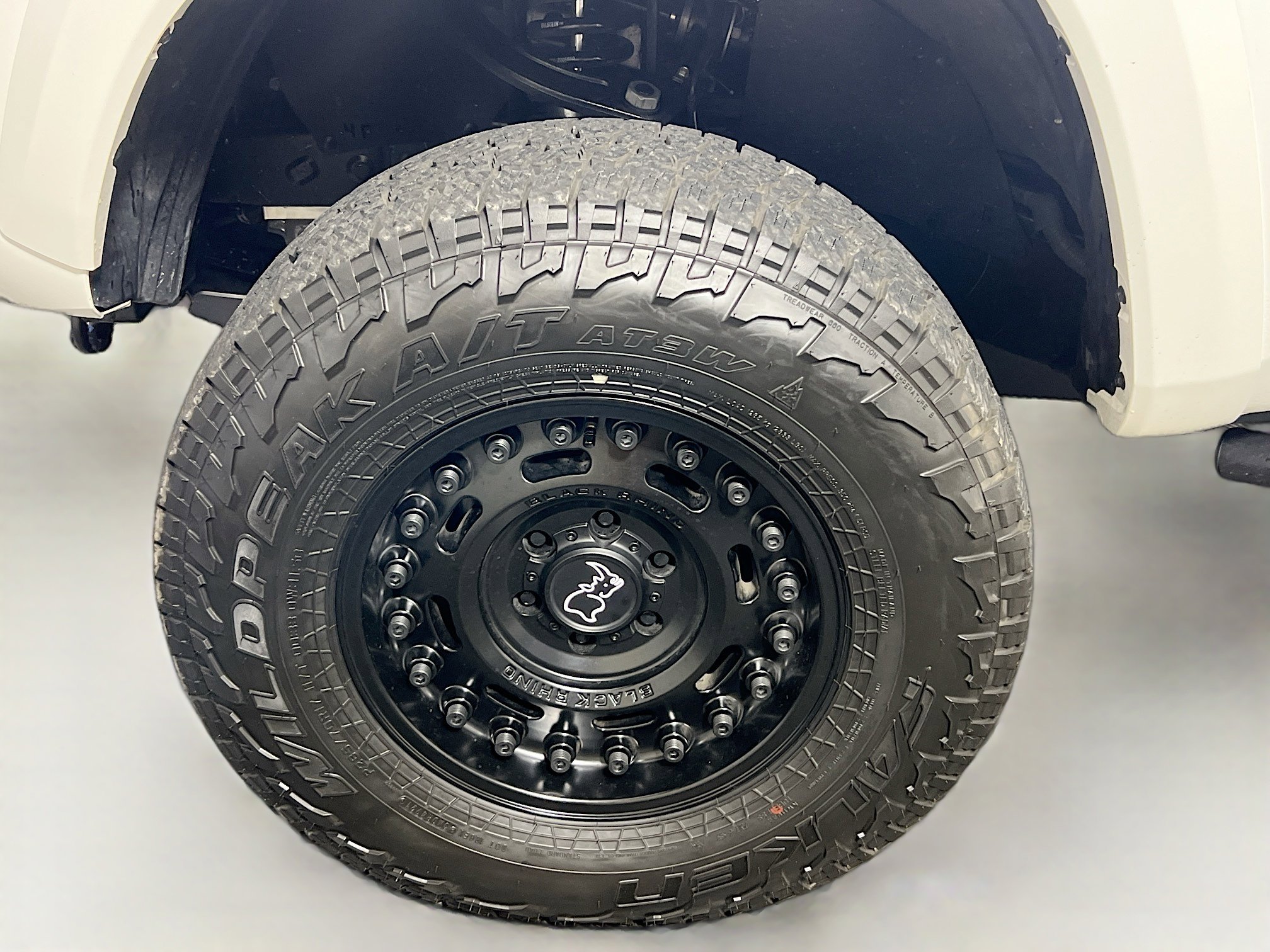 Used 2021 Toyota Tacoma SR5 AWD/4WD image 13