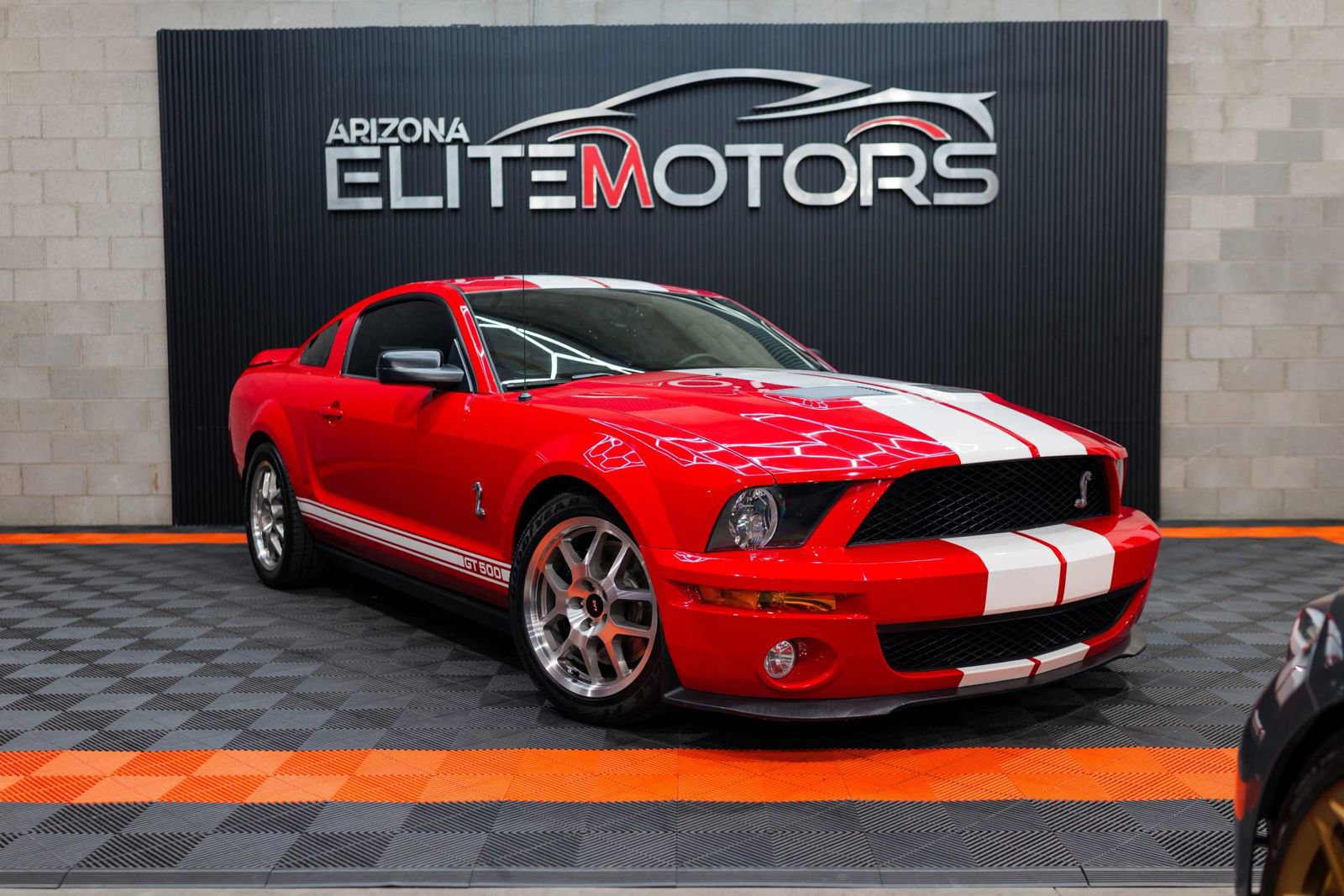 Used 2009 Ford Mustang Shelby GT500 image 2
