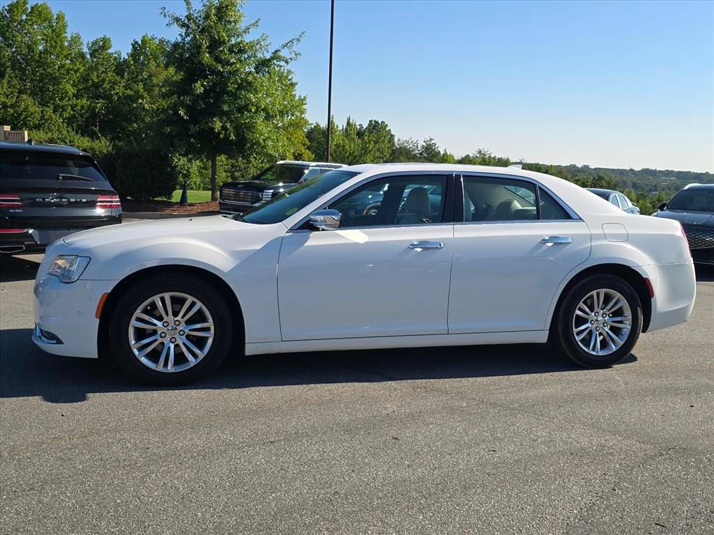 Used 2016 Chrysler 300 C w/ Safetytec Plus Group RWD image 6