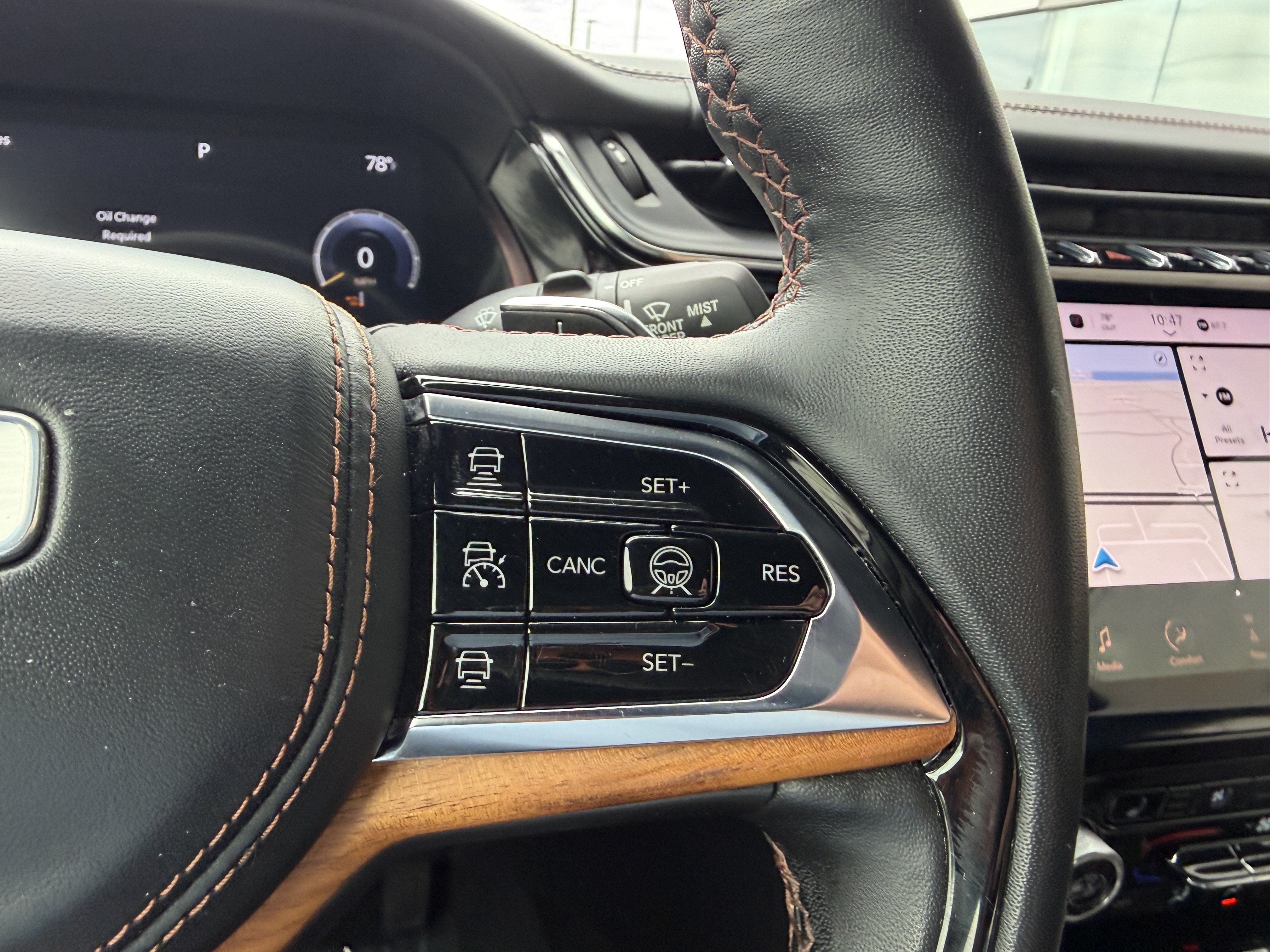 Used 2023 Jeep Grand Cherokee L Summit AWD/4WD image 34