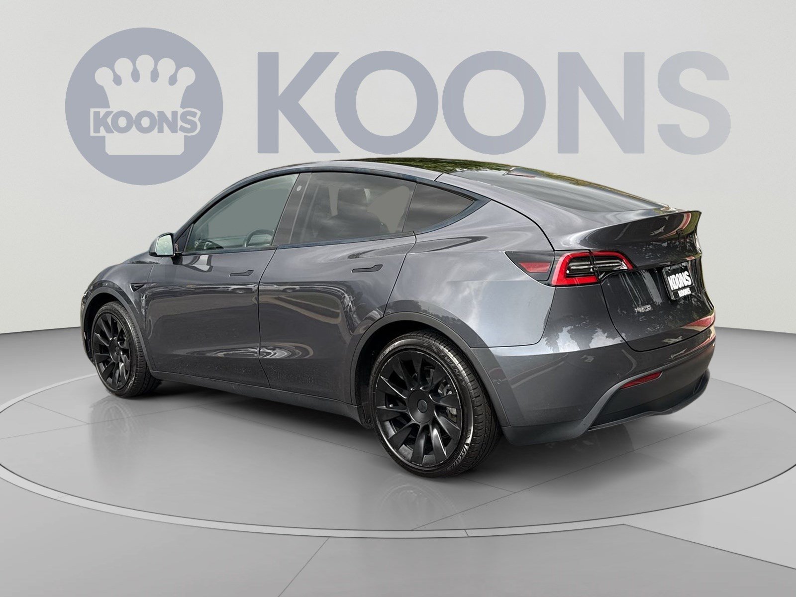 Used 2021 Tesla Model Y Long Range AWD/4WD image 4