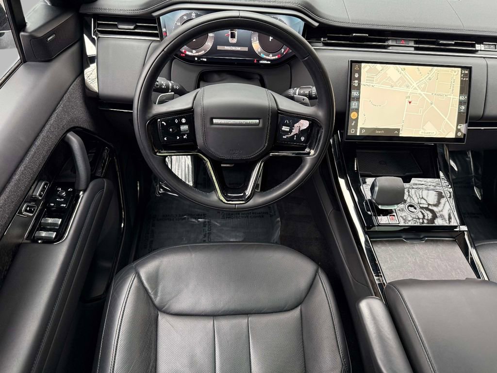 Used 2024 Land Rover Range Rover Sport Dynamic SE AWD/4WD image 4